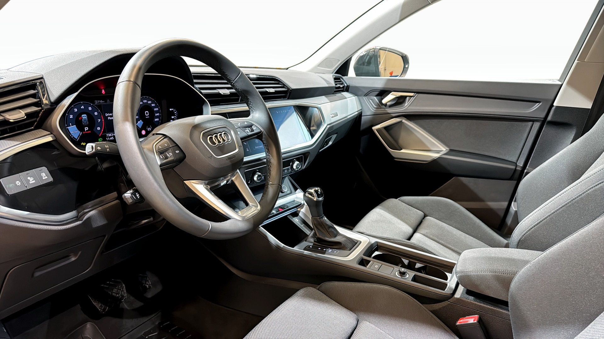Audi Q3 FKL73B