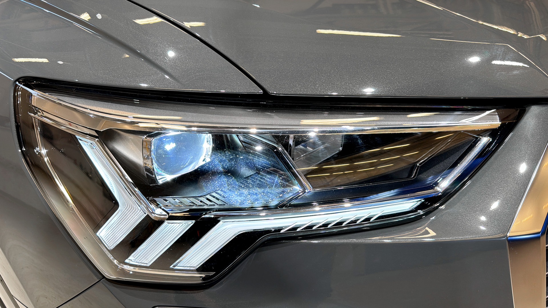 Audi Q3 FKL73B