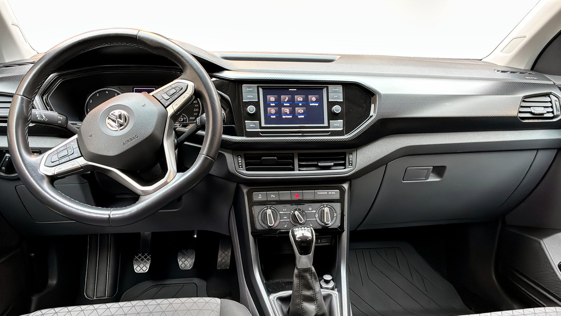 Volkswagen T-Cross FKN86W