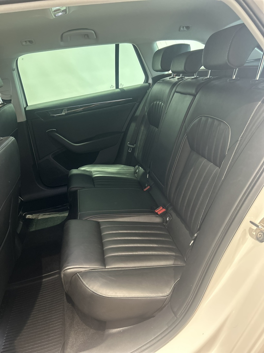 Skoda Superb Combi FKT86Z