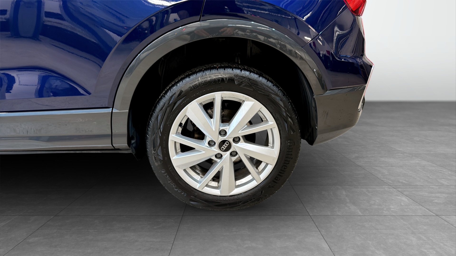 Audi Q2 FLC73C