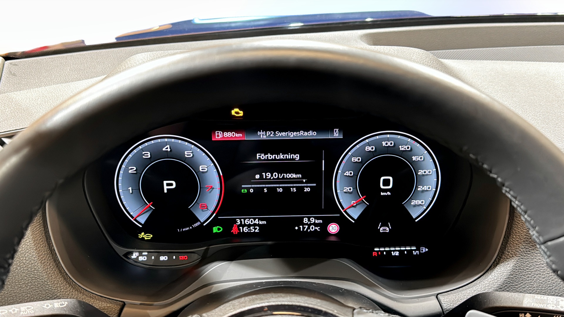 Audi Q2 FLC73C