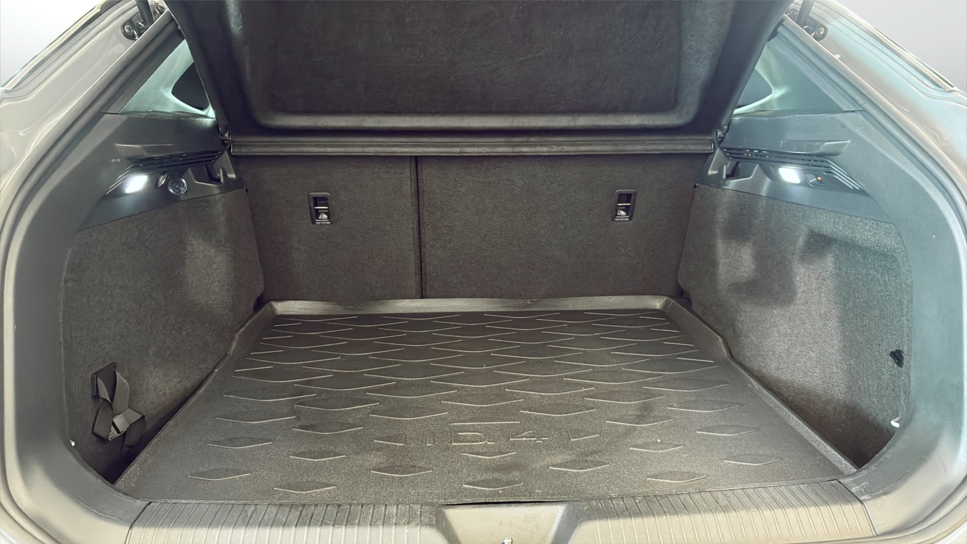 Volkswagen ID.4 FLG18U