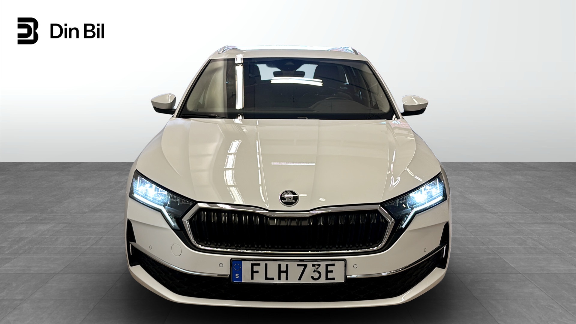 Skoda Octavia Combi FLH73E