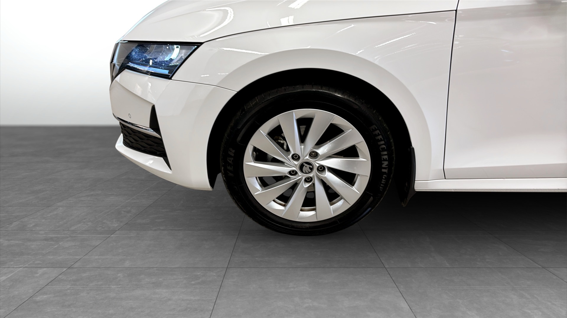 Skoda Octavia Combi FLH73E