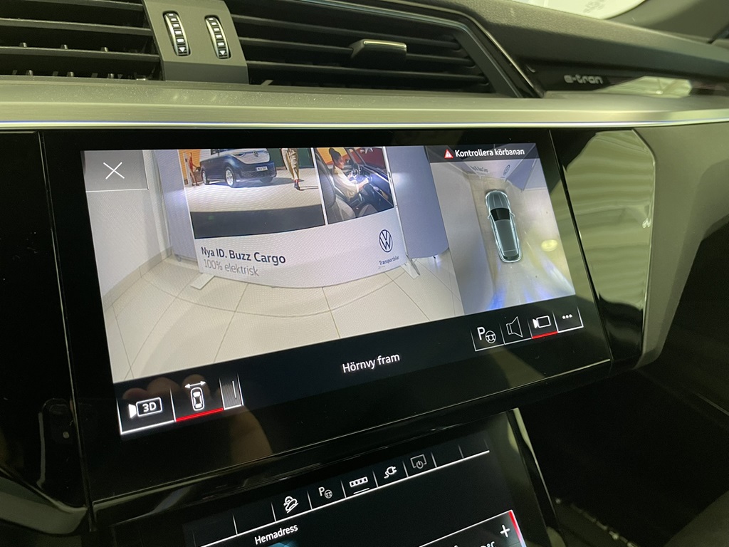 Audi Q8 e-tron FLR01C