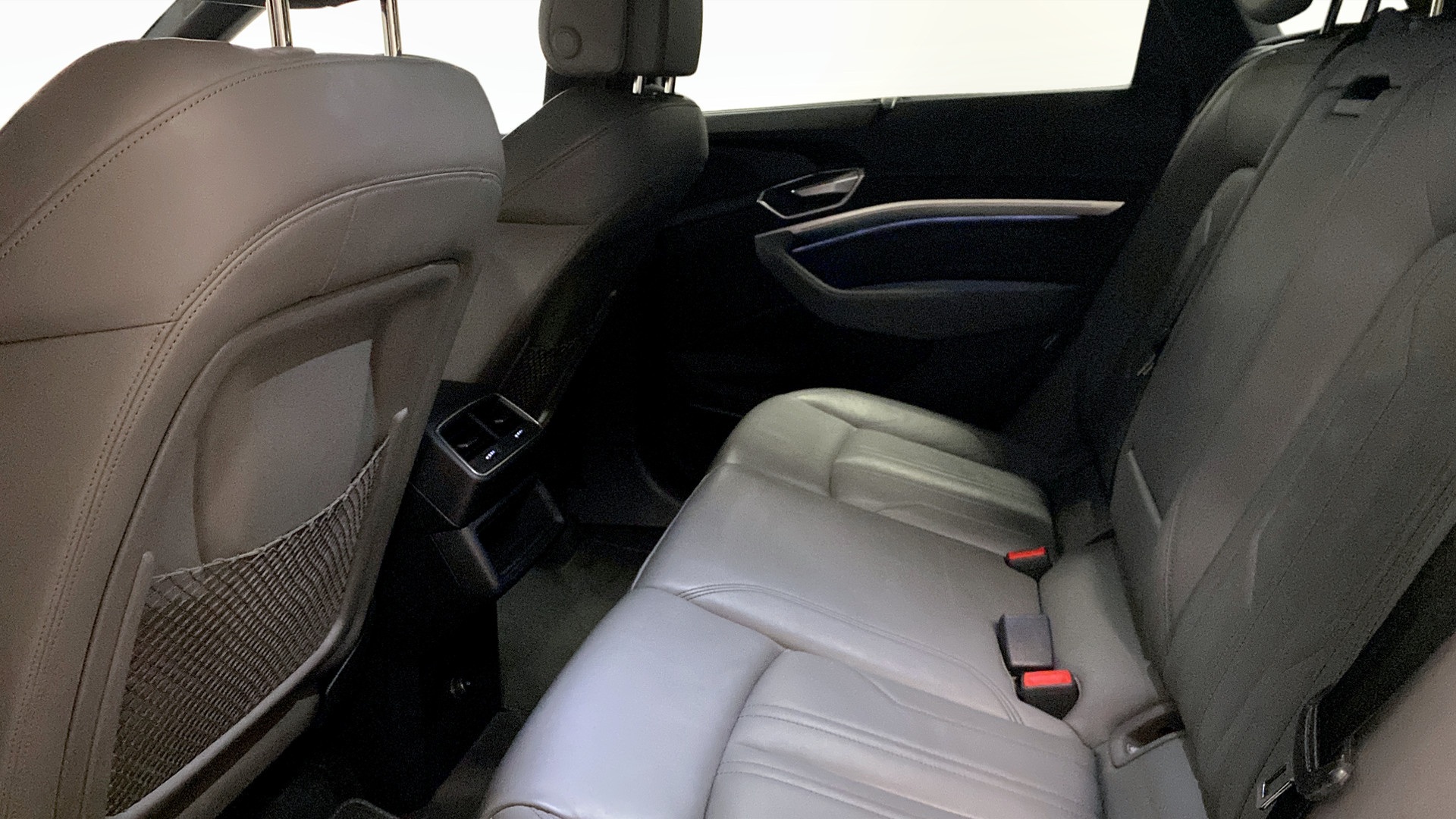 Audi e-tron FMB68T