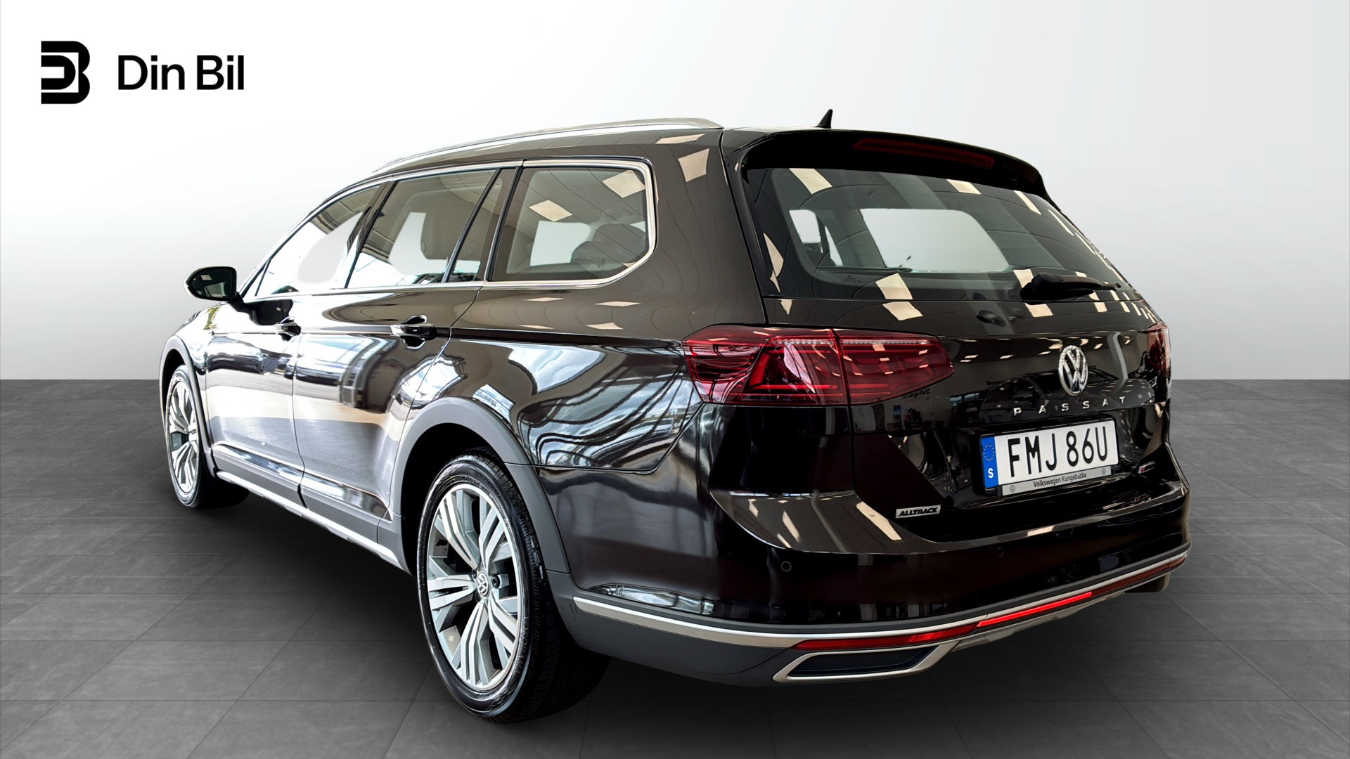 Volkswagen Passat FMJ86U