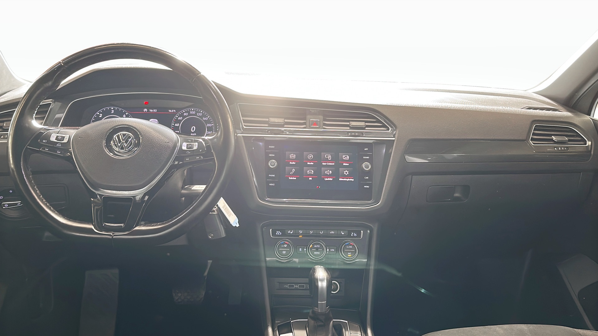 Volkswagen Tiguan FML259