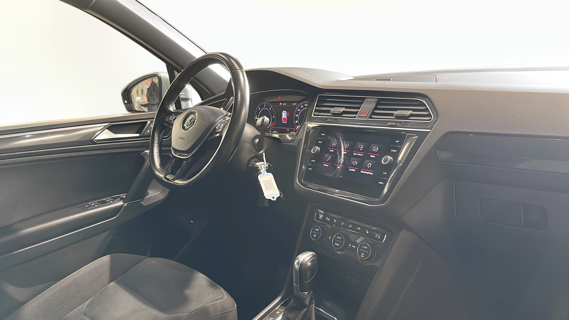 Volkswagen Tiguan FML259