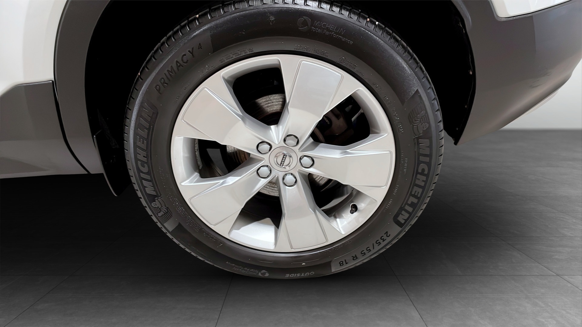 Volvo XC40 FMO969