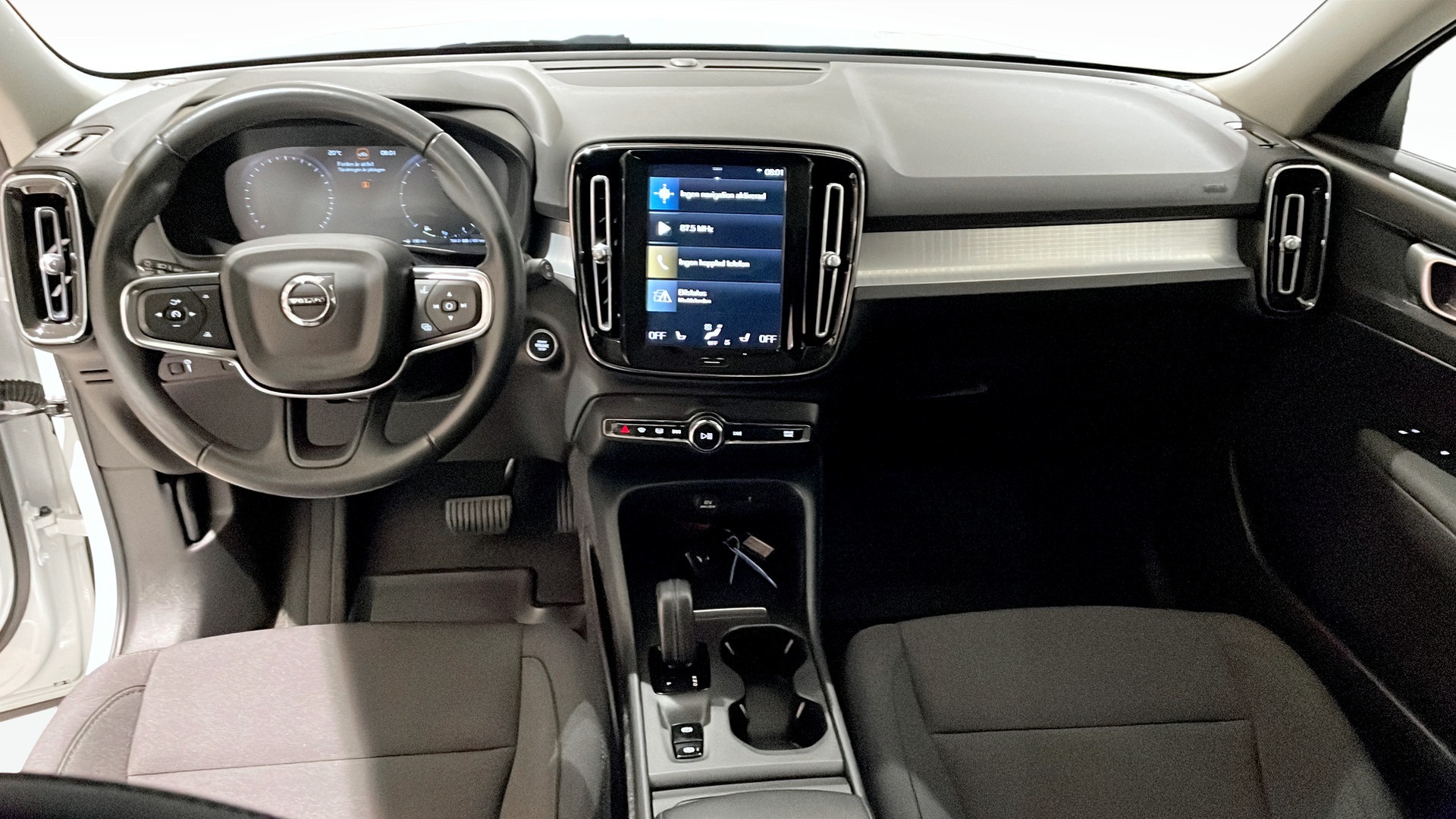 Volvo XC40 FMO969