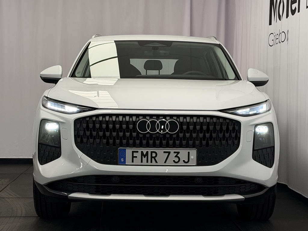 Audi Q3 Sportback FMR73J