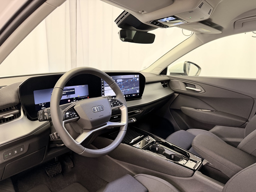 Audi Q3 Sportback FMR73J