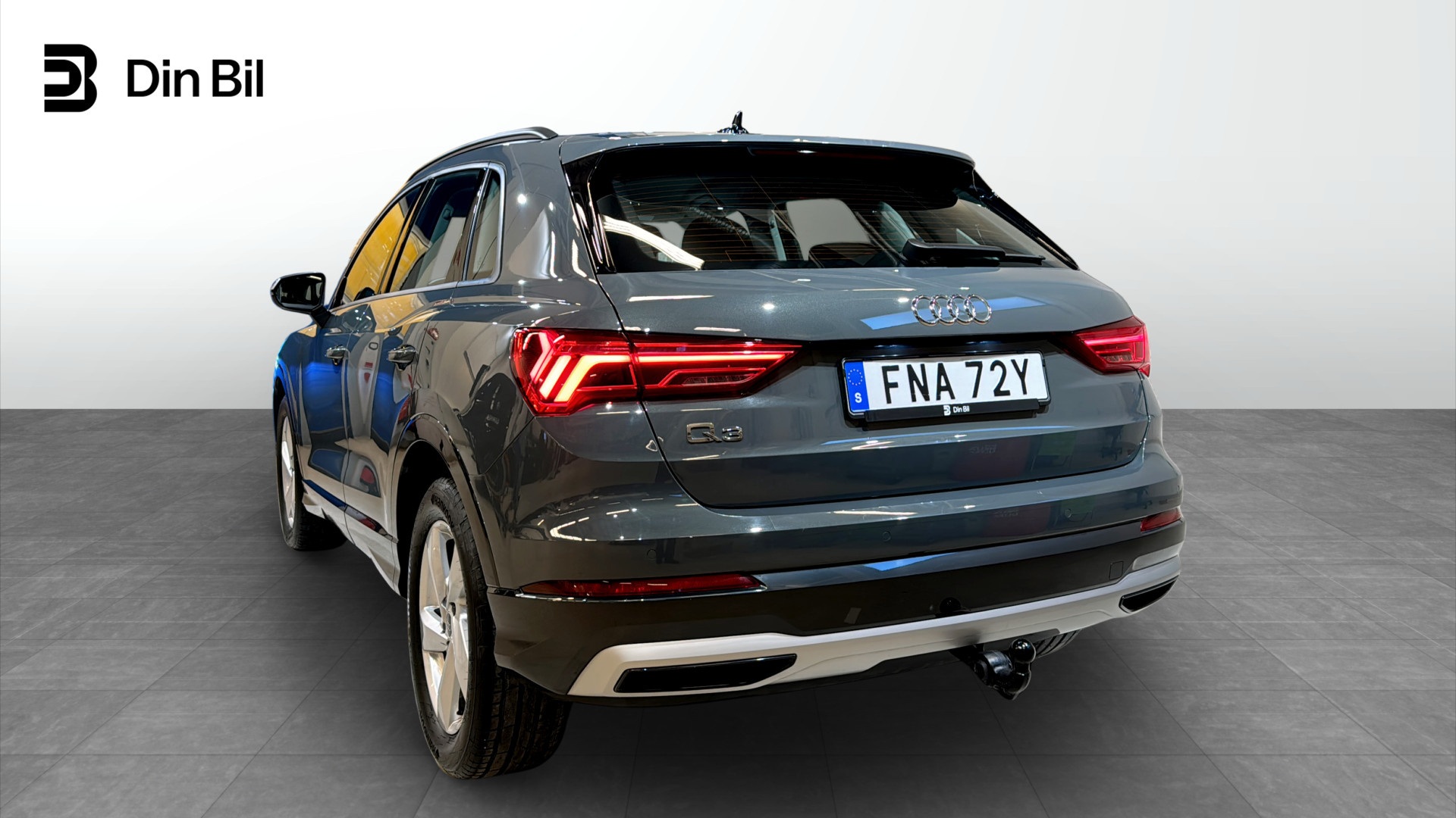Audi Q3 FNA72Y
