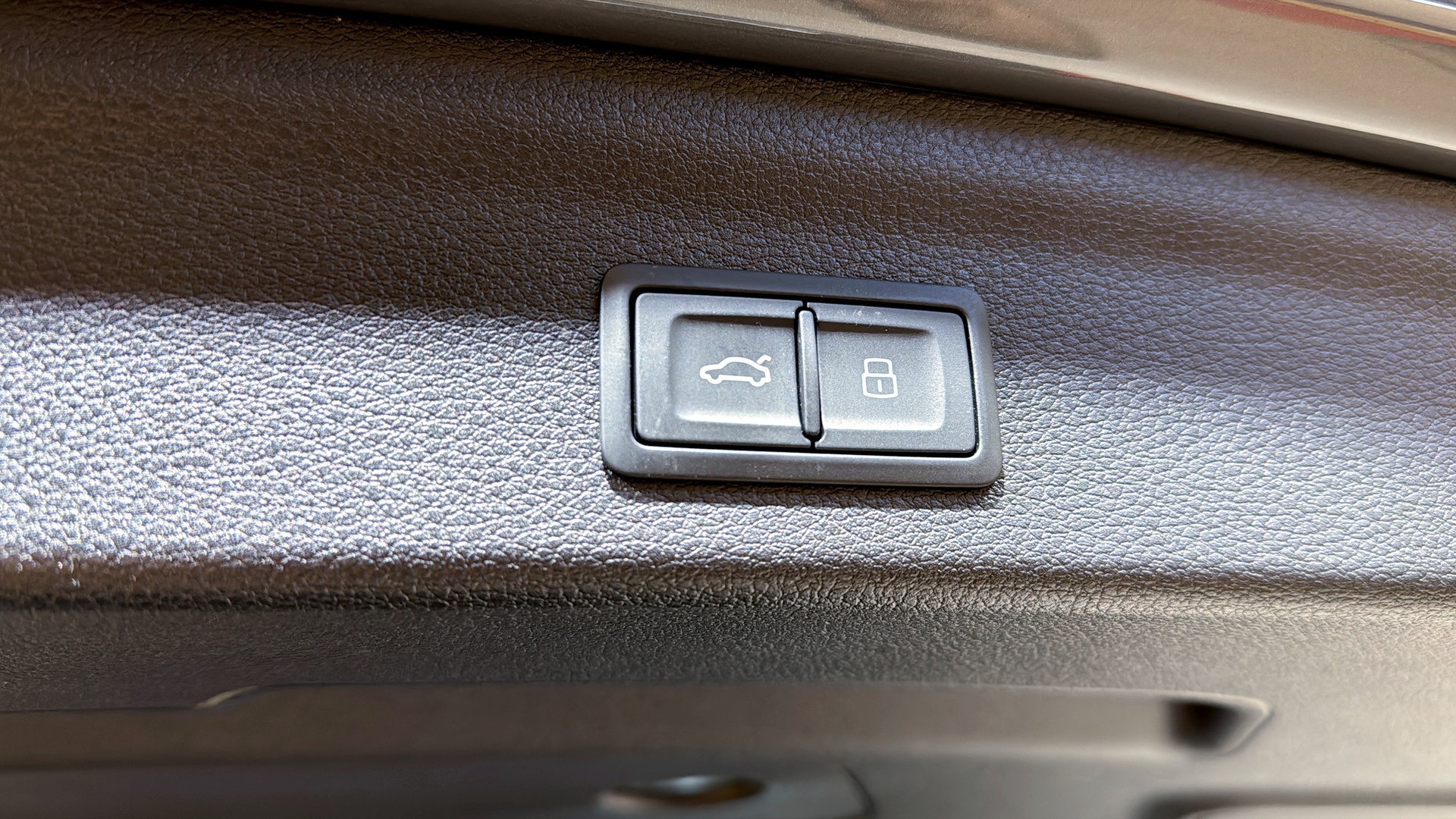 Audi Q3 FNA72Y