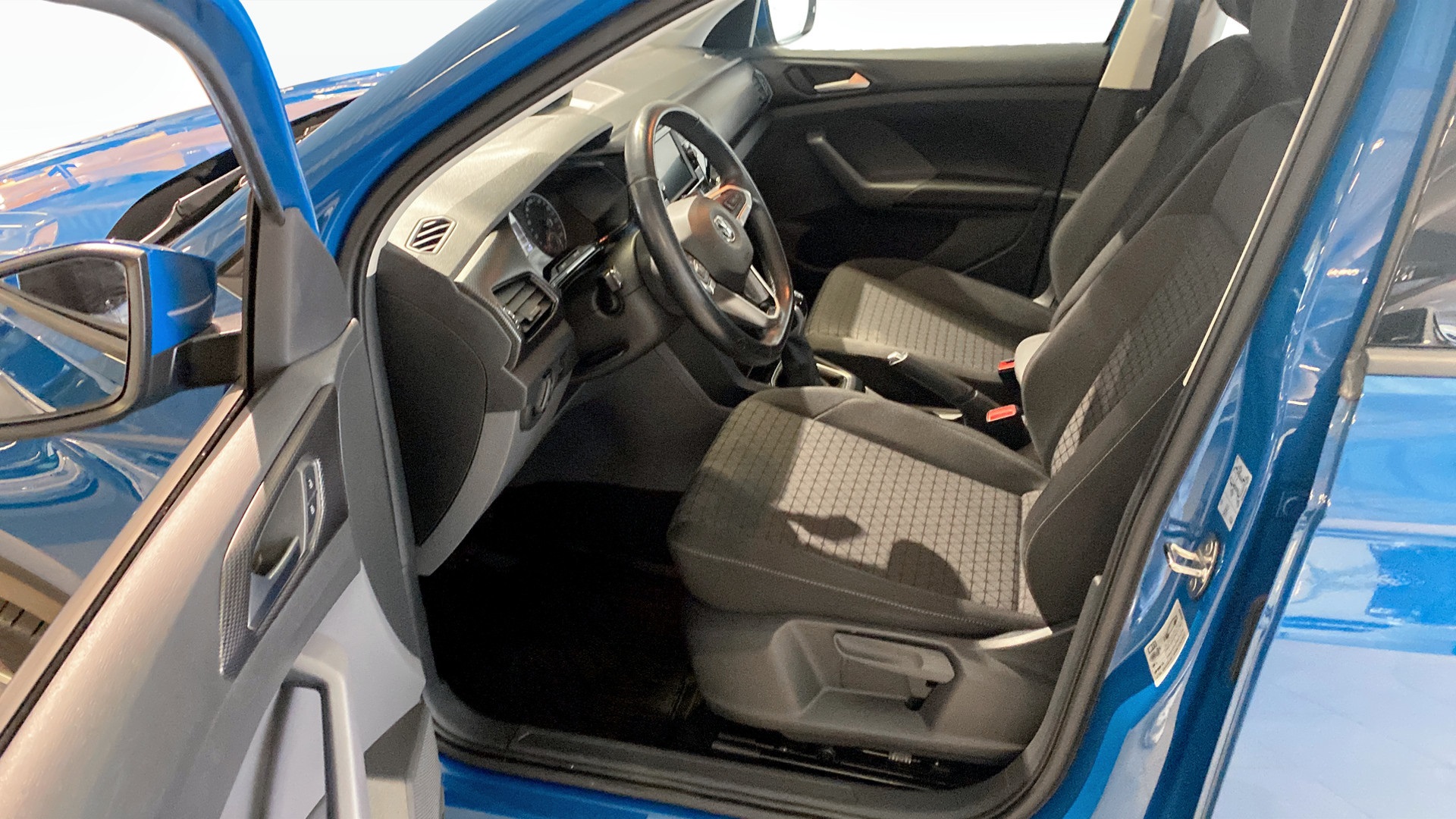 Volkswagen T-Cross FNF55U