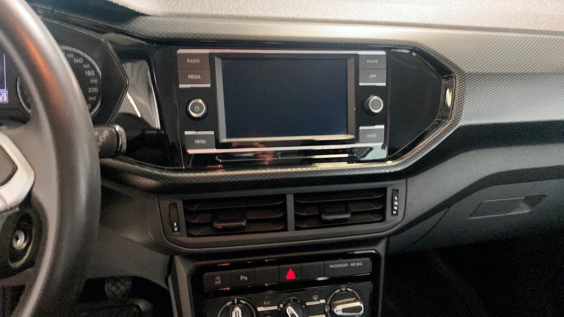 Volkswagen T-Cross FNF55U