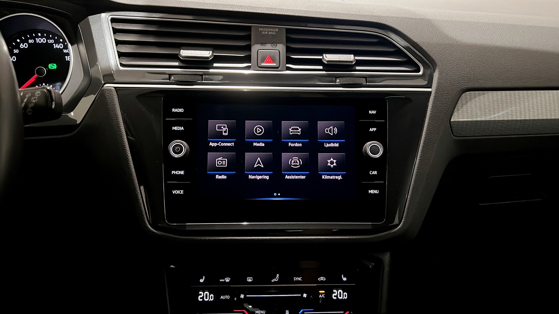 Volkswagen Tiguan FNG16J