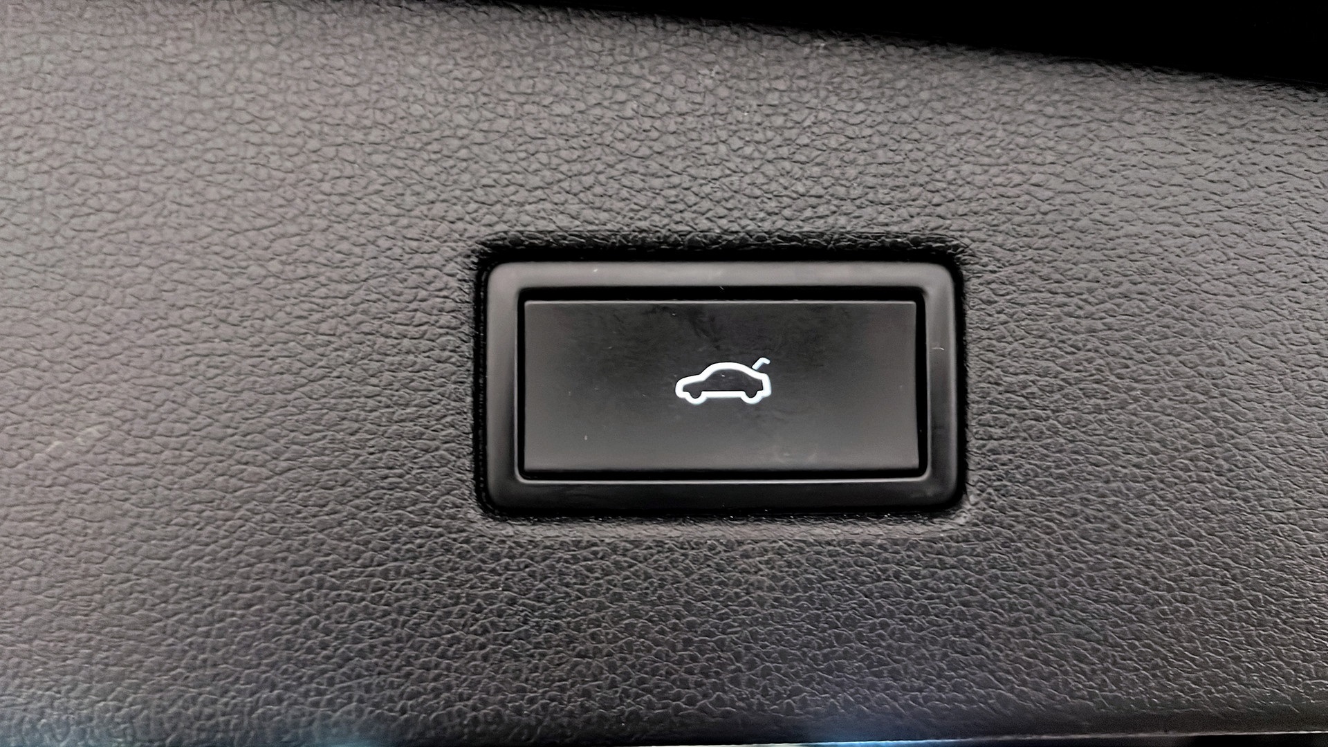 Volkswagen Tiguan FNG16J