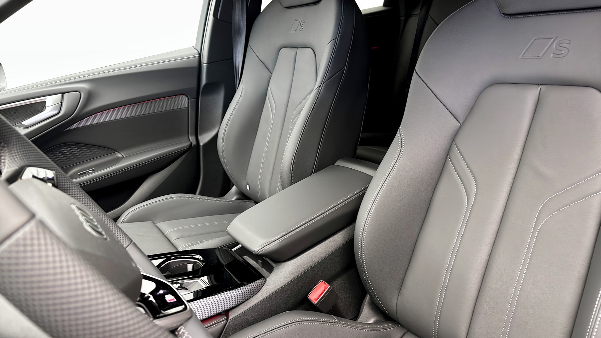Audi A5 Sedan FOJ73R