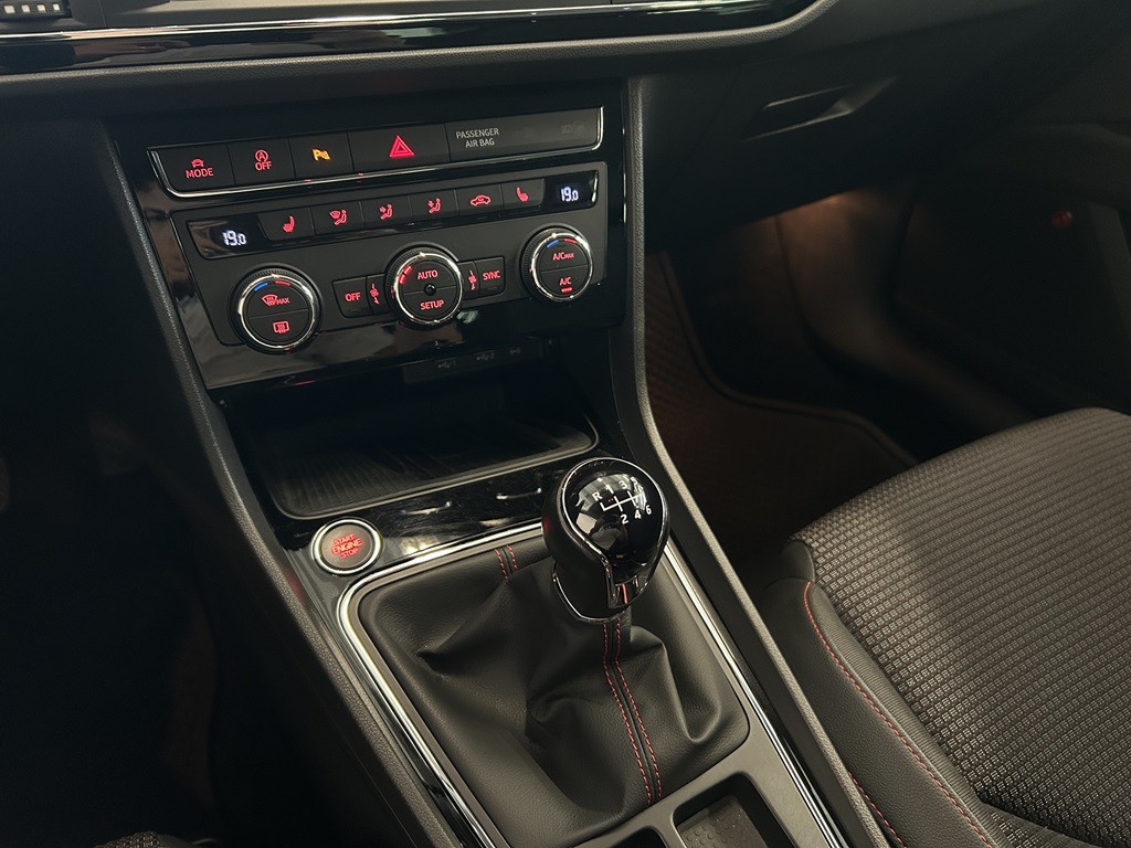 SEAT Leon FOL16R