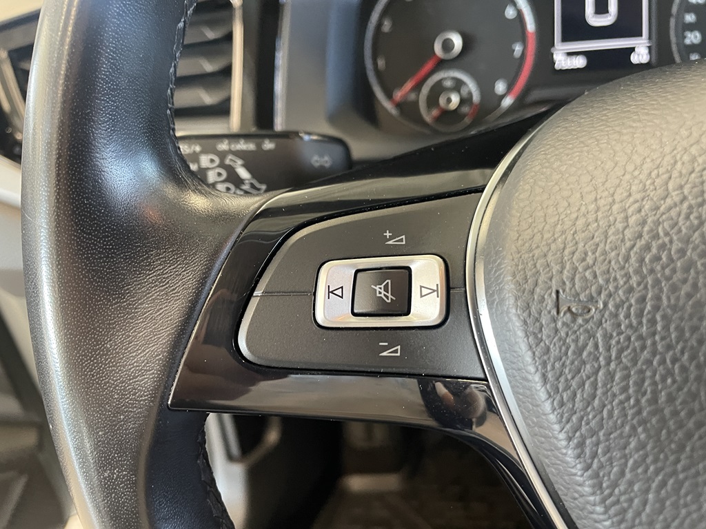 Volkswagen Polo FOT76L