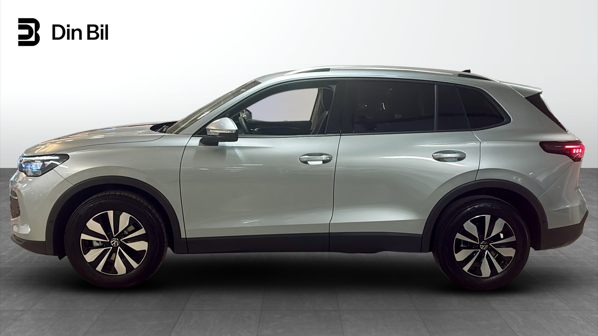 Volkswagen Tiguan FRB28B