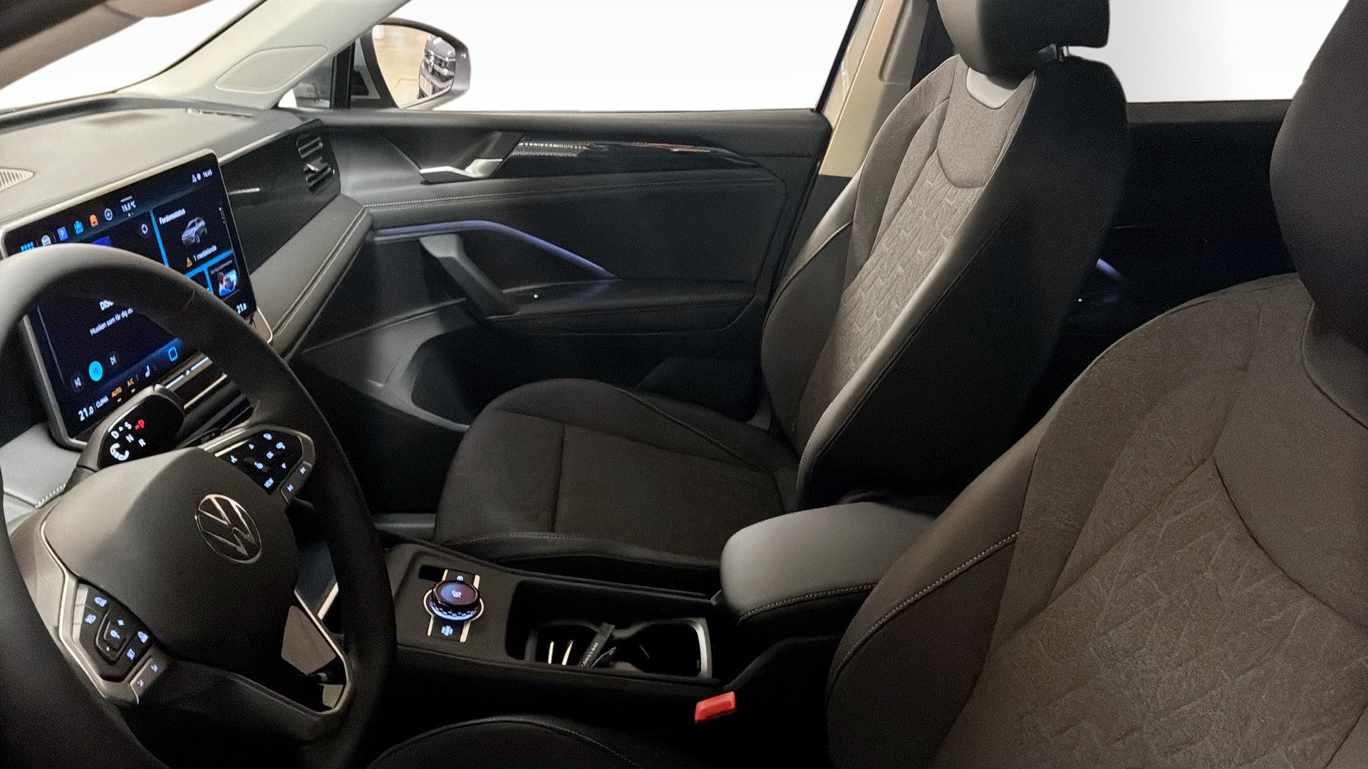 Volkswagen Tiguan FRB28B