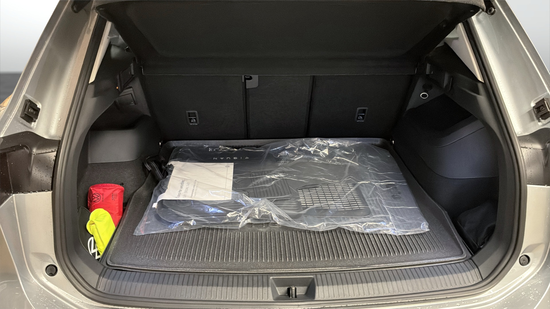 Volkswagen Tiguan FRB28B