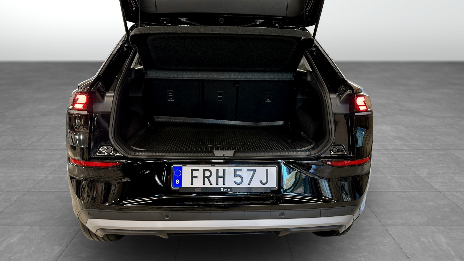 Volkswagen T-Roc FRH57J