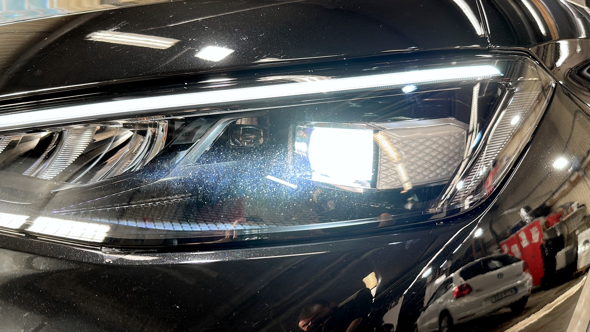 Volkswagen T-Roc FRH57J