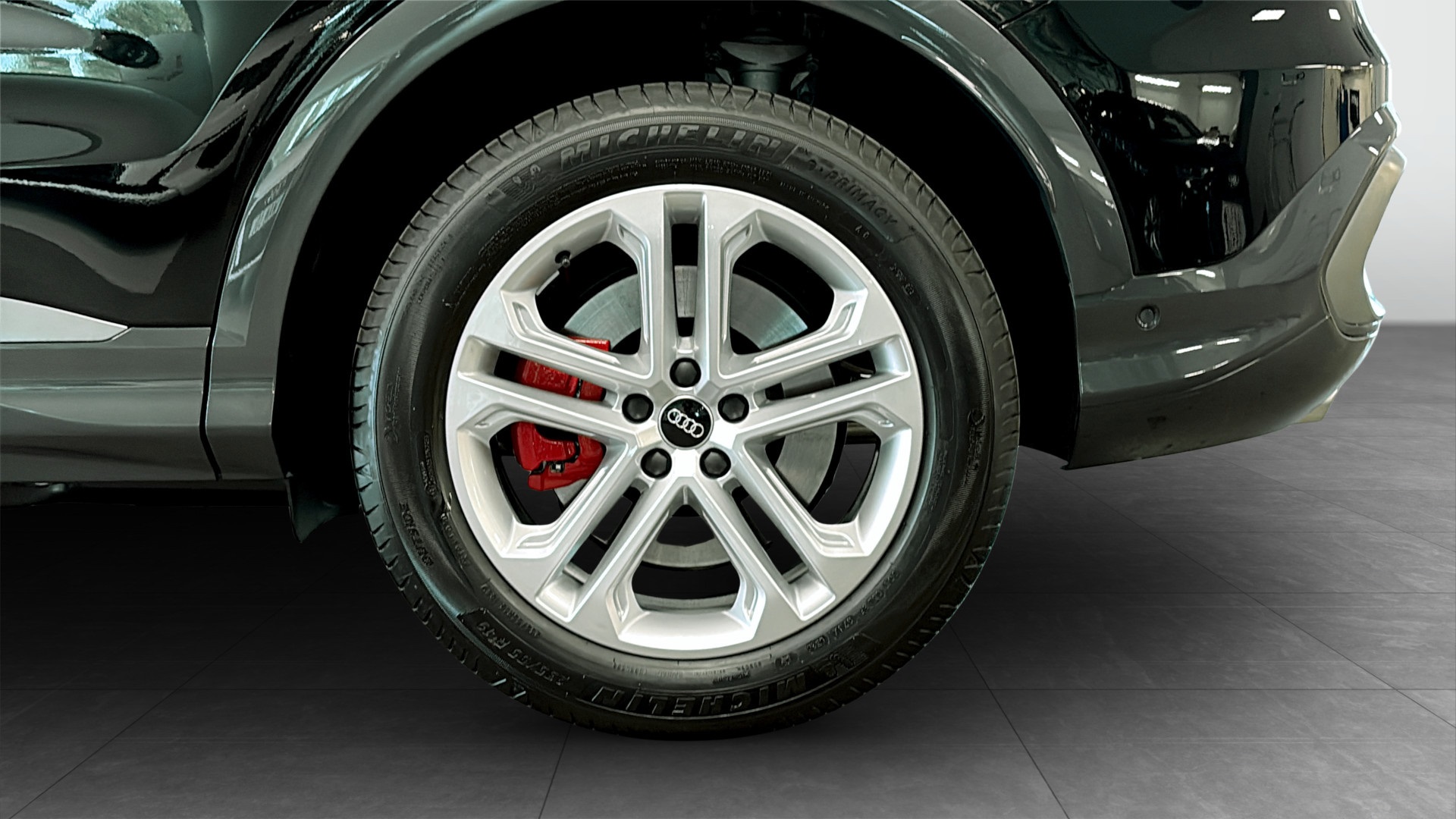 Audi Q5 Sportback FSW02U