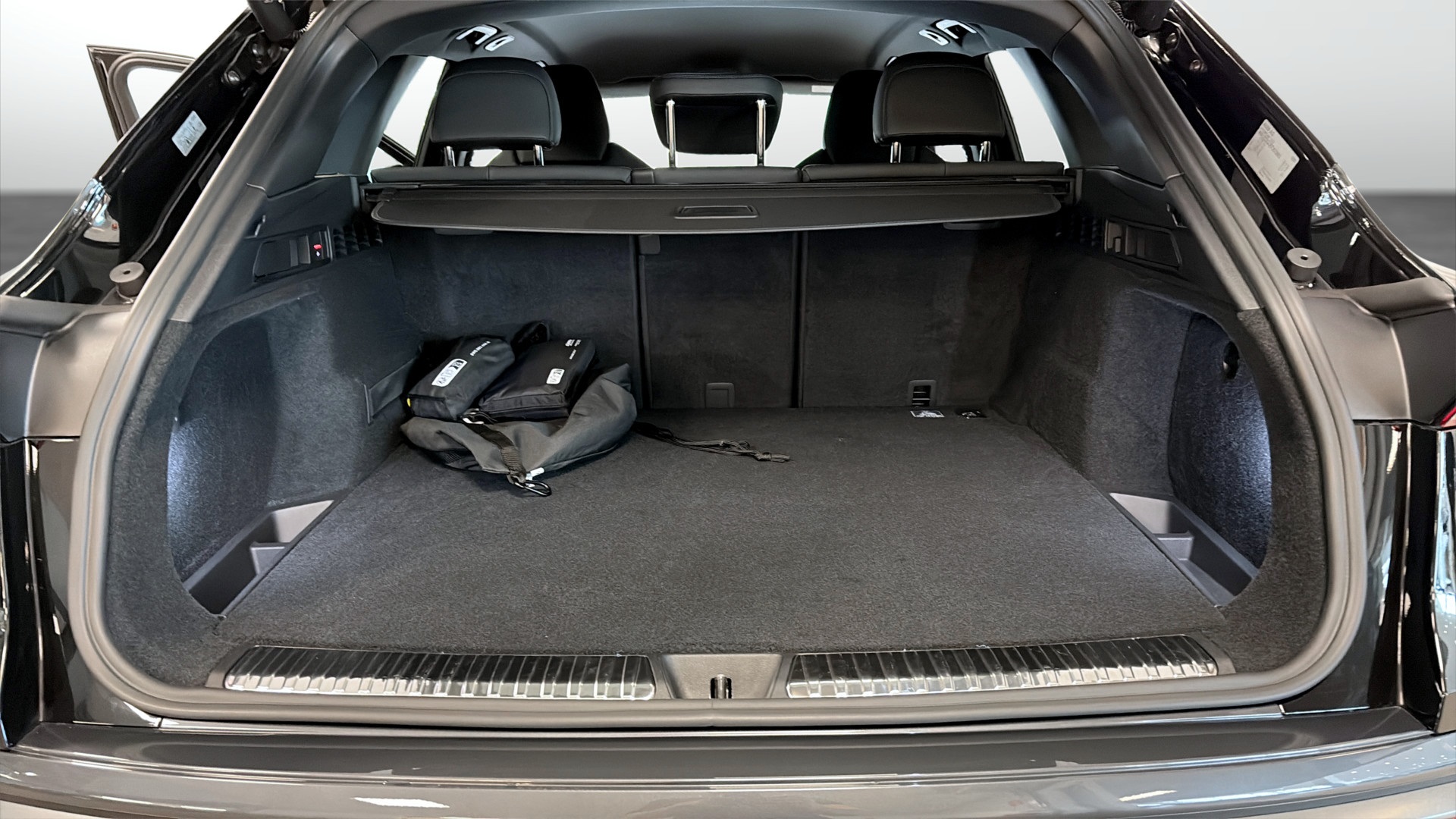Audi Q5 Sportback FSW02U