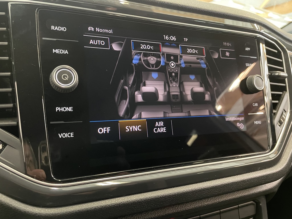 Volkswagen T-Roc FTU531