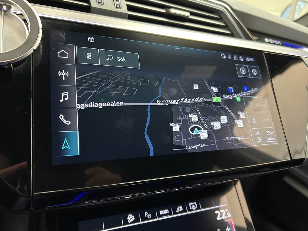 Audi Q8 Sportback e-tron FUA26B