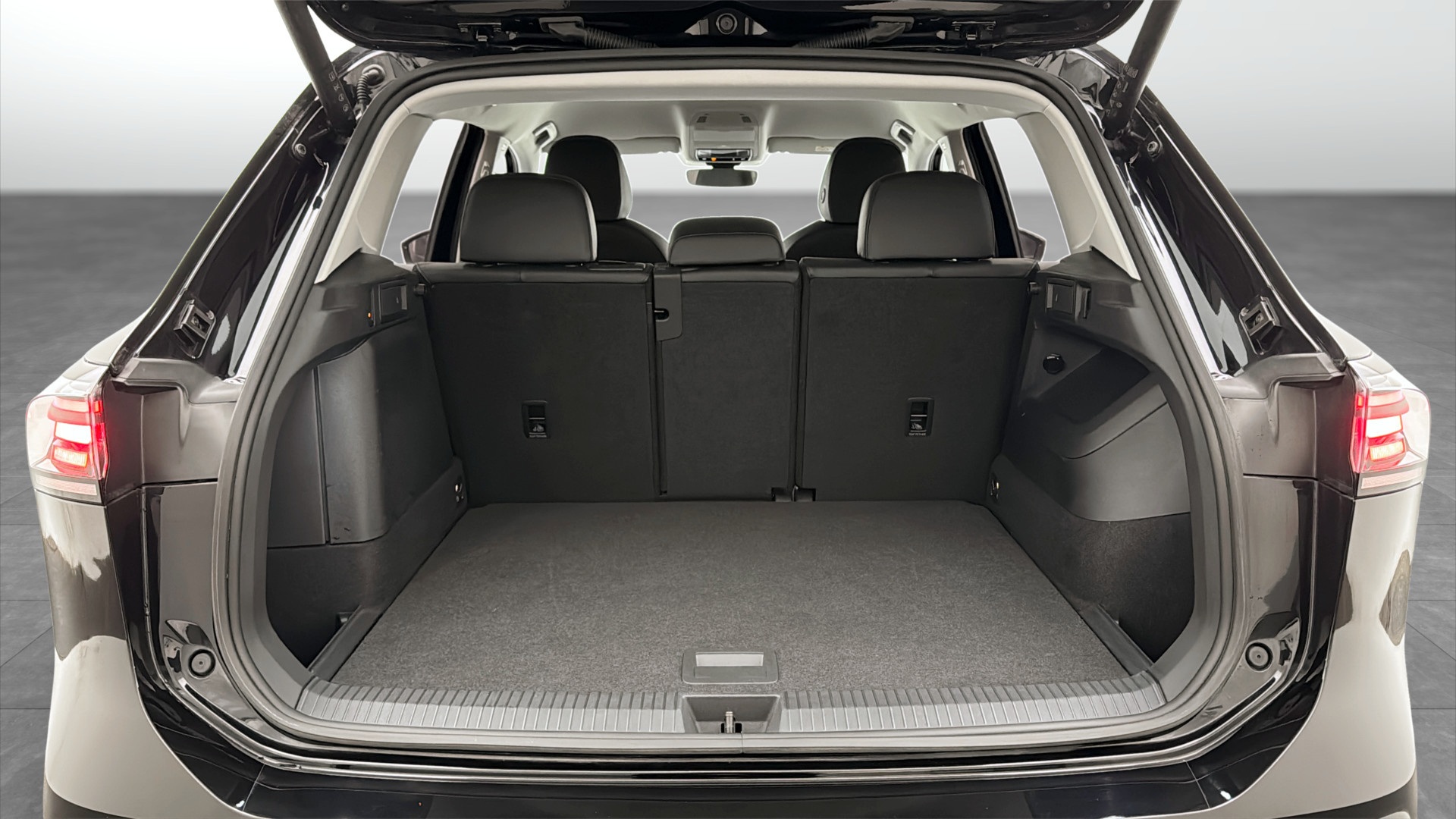Volkswagen Tiguan FUG36L