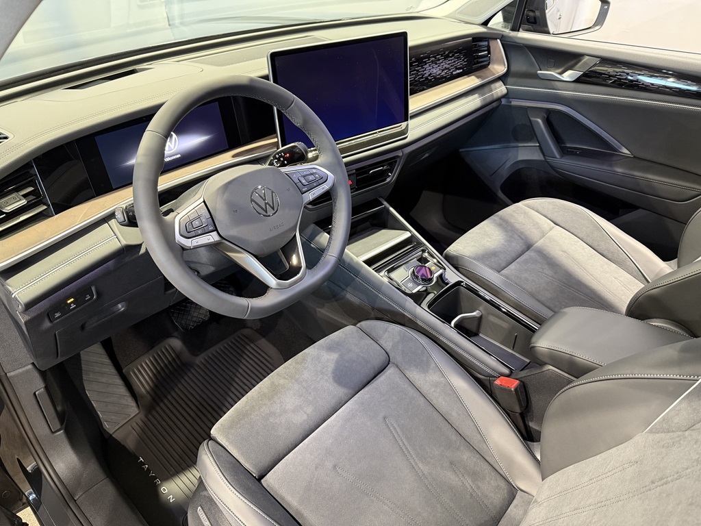 Volkswagen Tayron FUJ07N