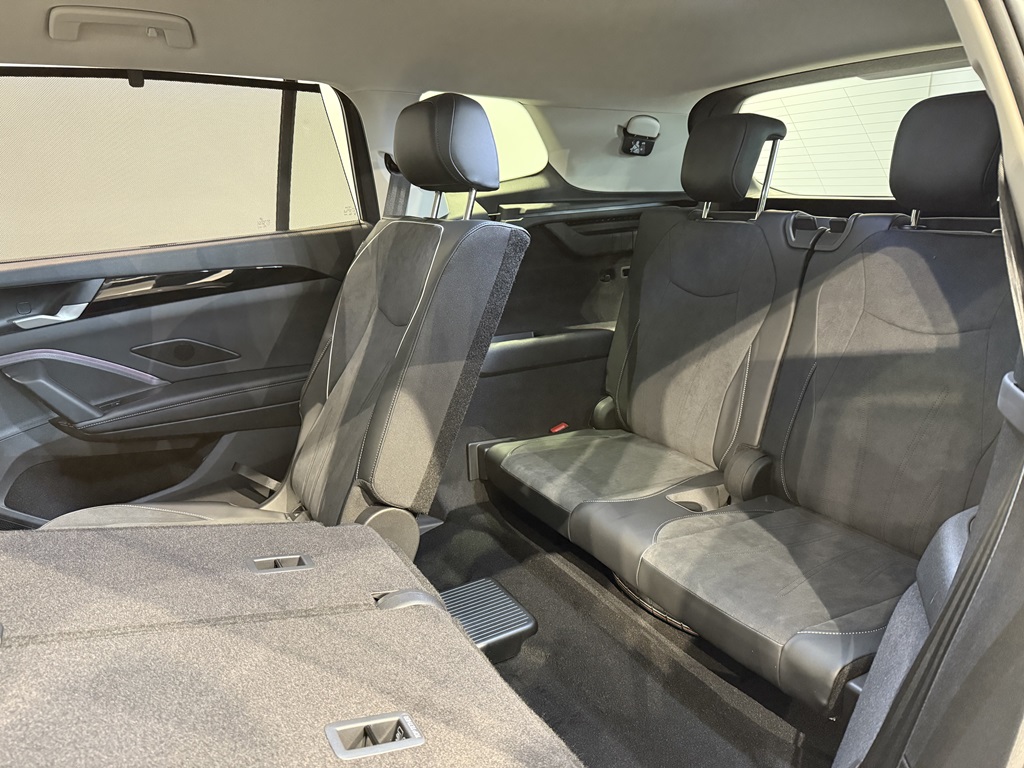 Volkswagen Tayron FUJ07N