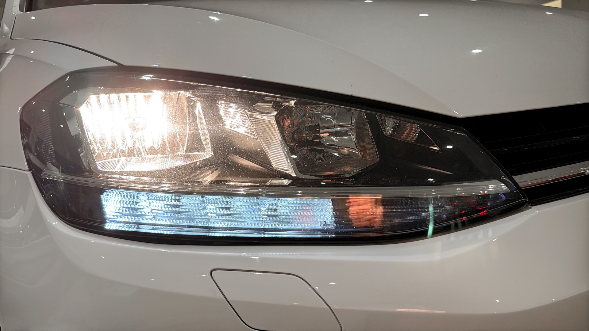 Volkswagen Golf FUM877