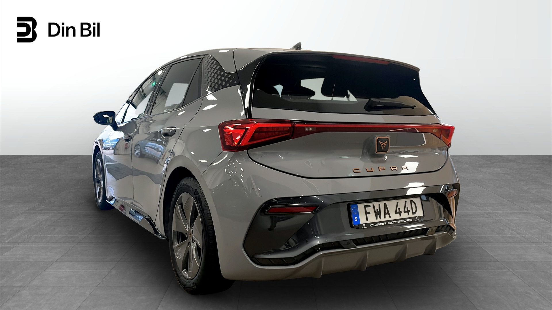CUPRA Born FWA44D