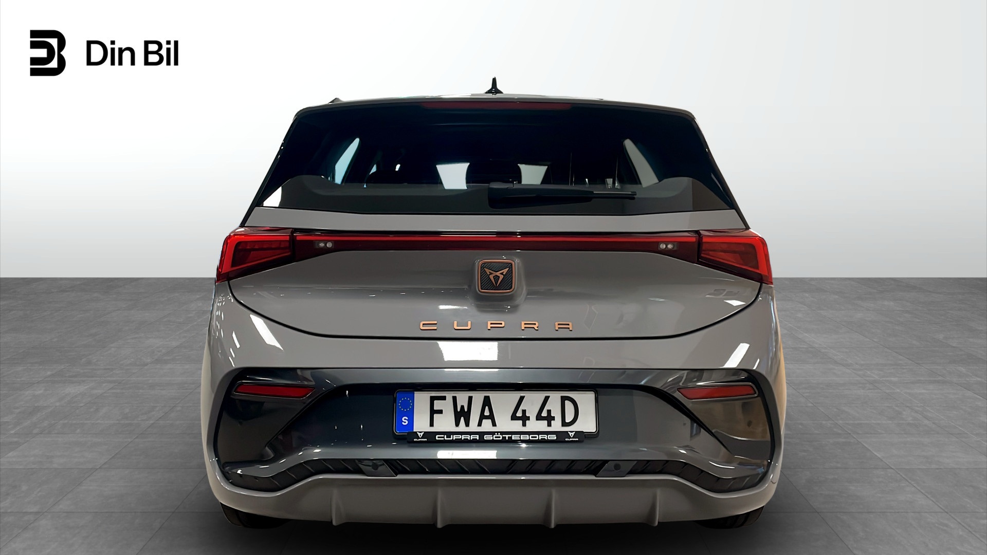 CUPRA Born FWA44D
