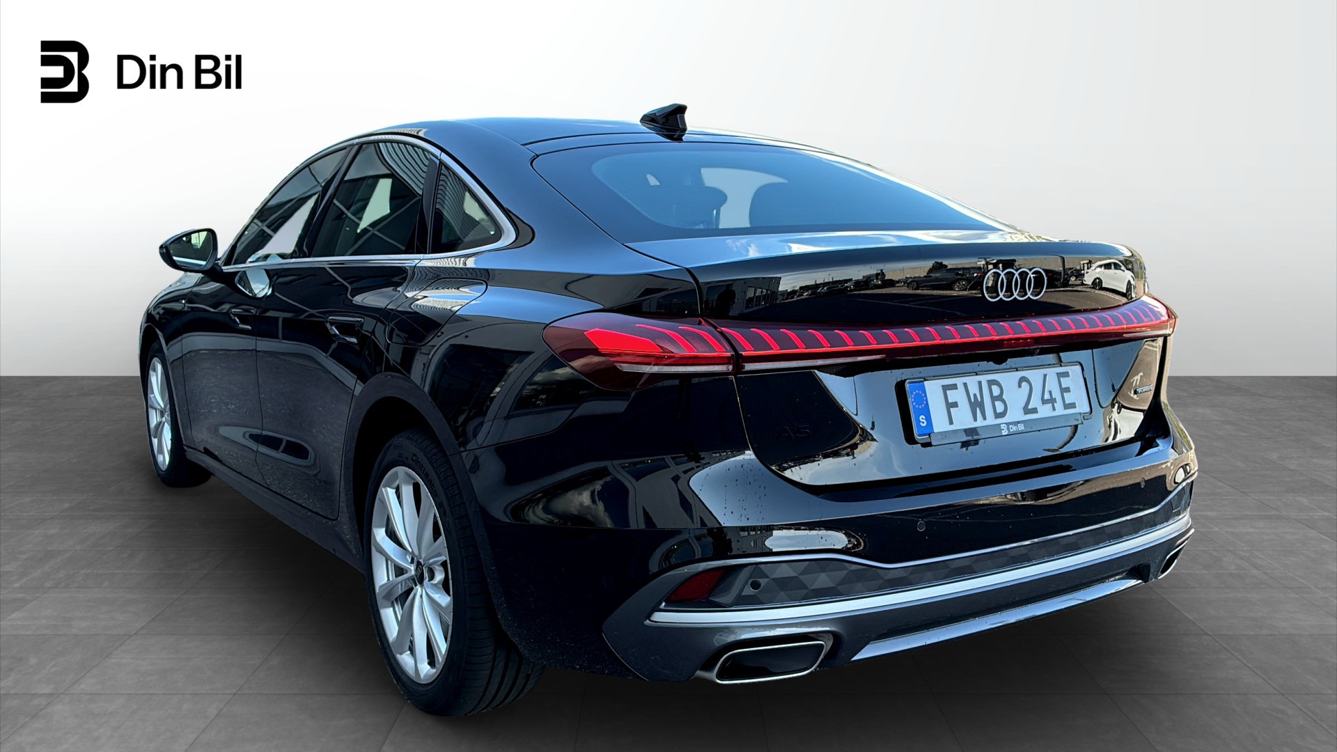 Audi A5 Sedan FWB24E
