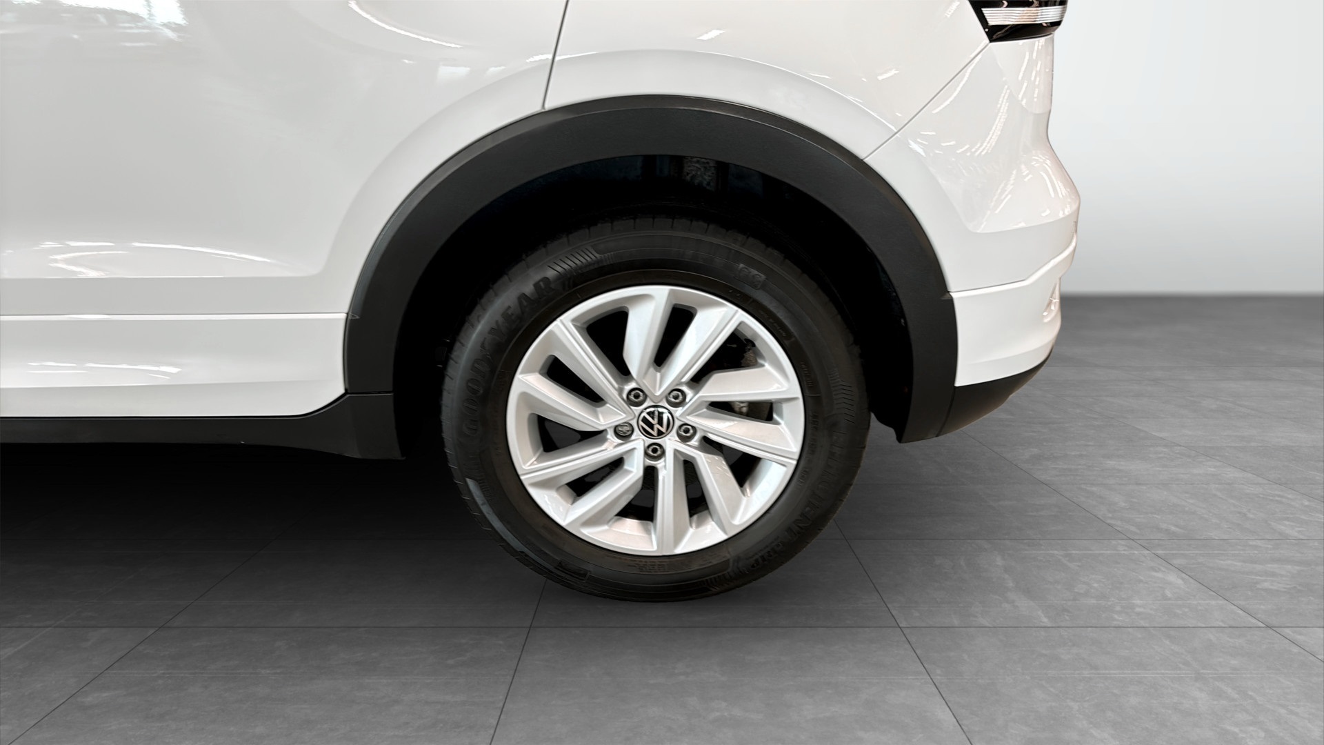 Volkswagen T-Cross FXE36A