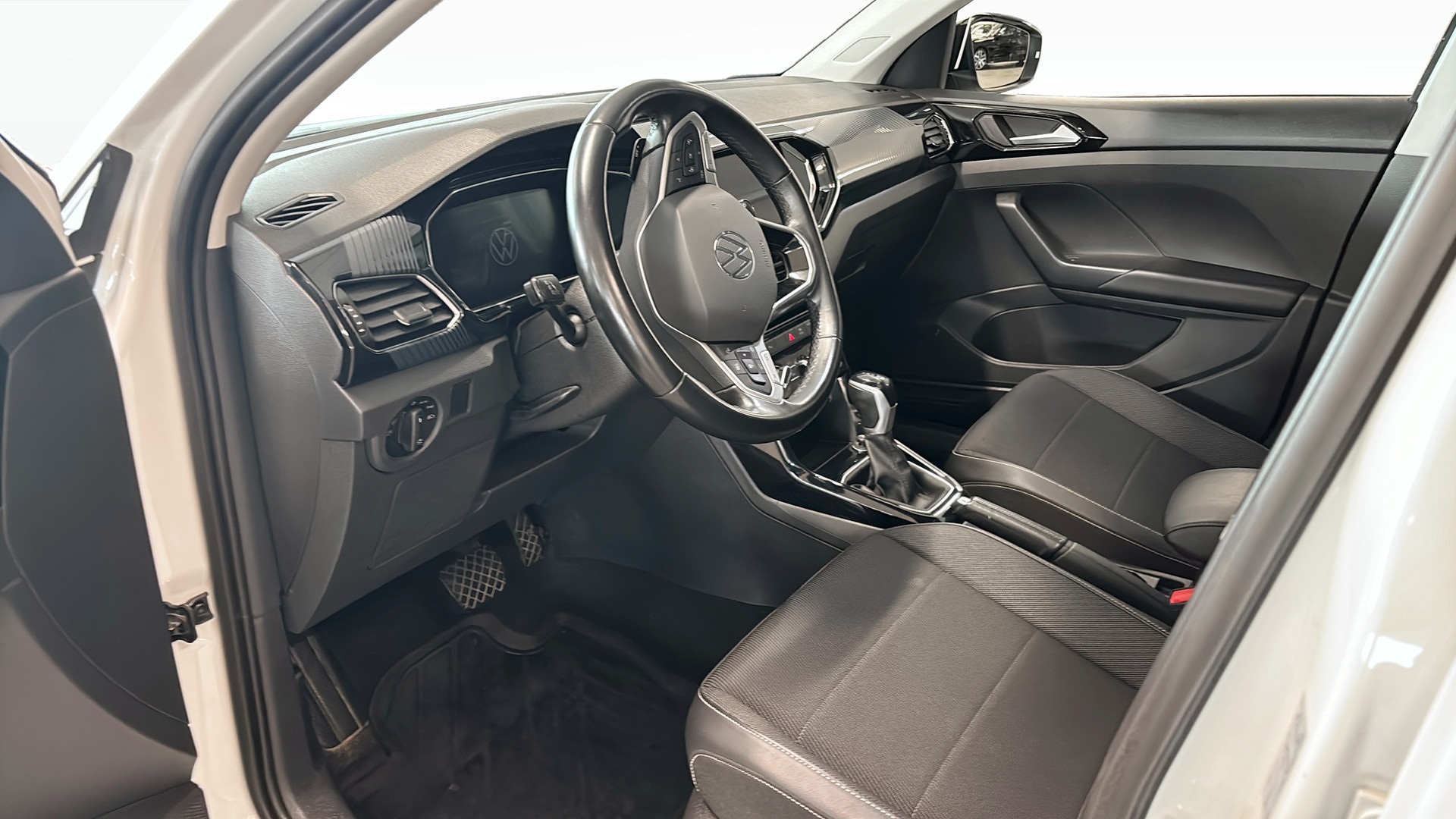 Volkswagen T-Cross FXE36A