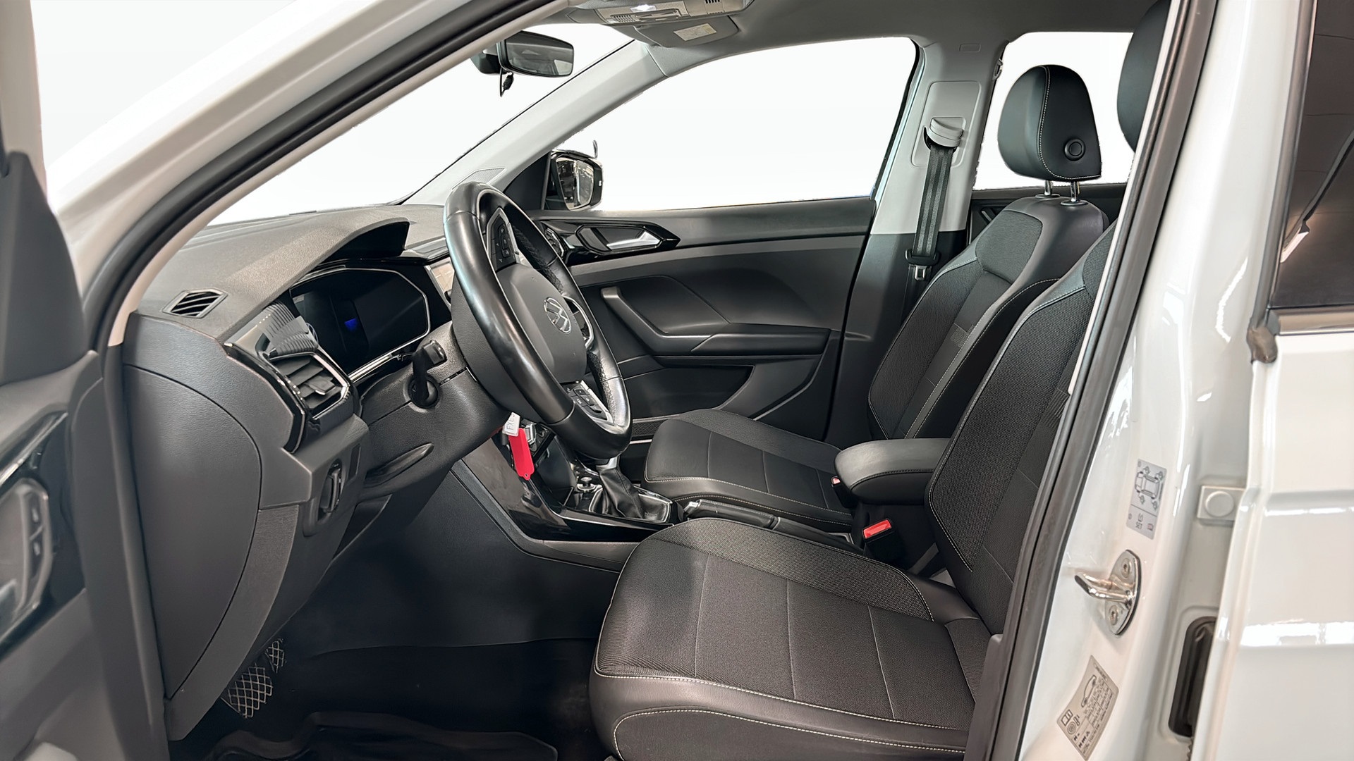 Volkswagen T-Cross FXE36A
