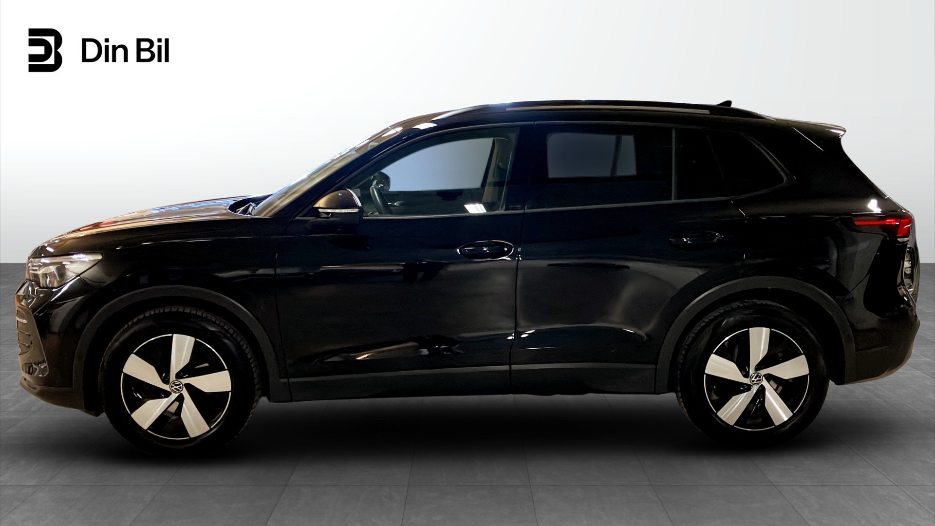 Volkswagen Tiguan FXG18X