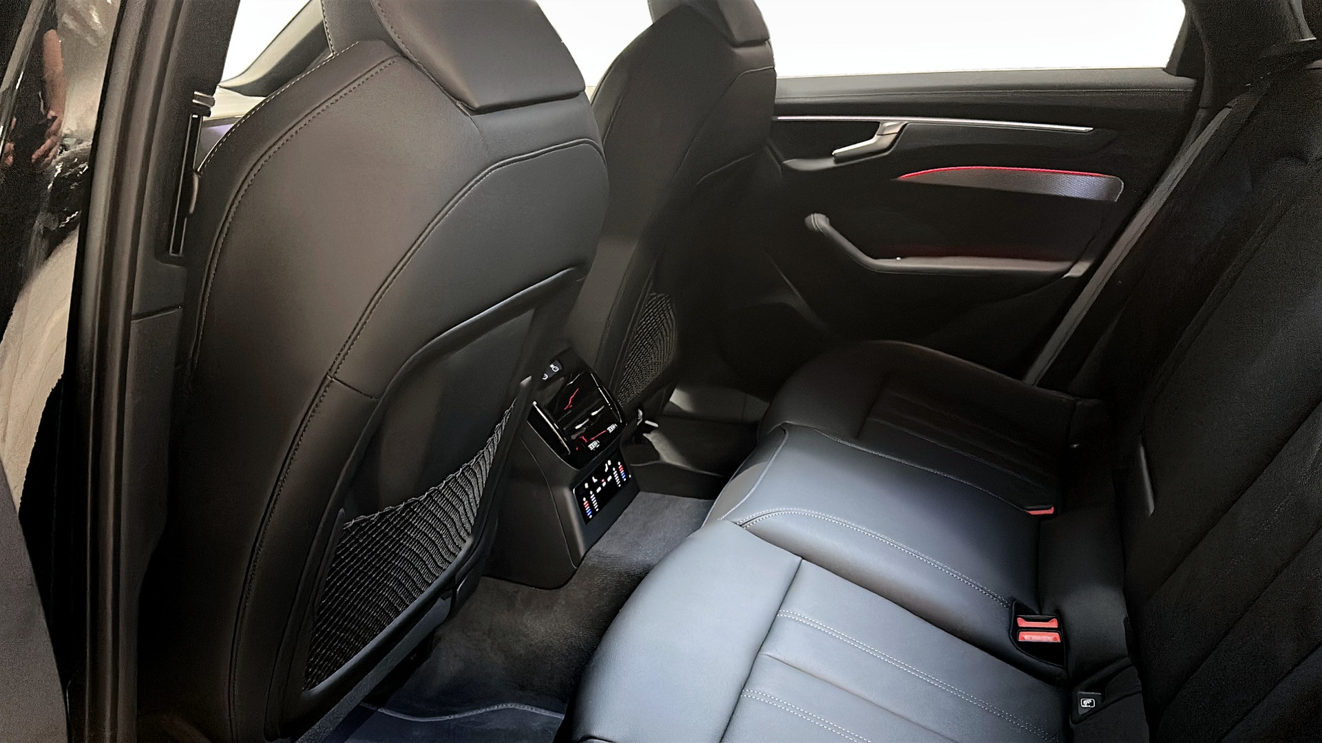 Audi A6 Avant FXR72R