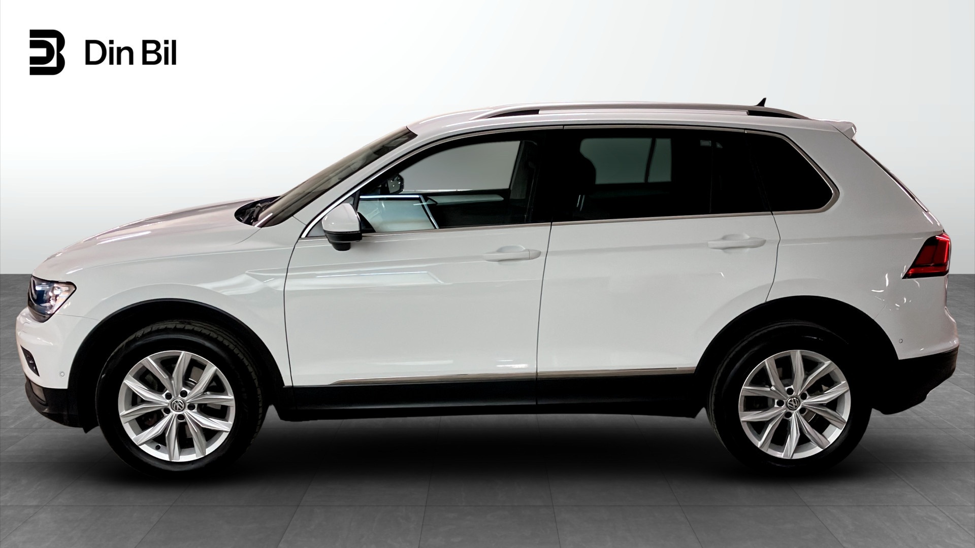 Volkswagen Tiguan FZF86Z