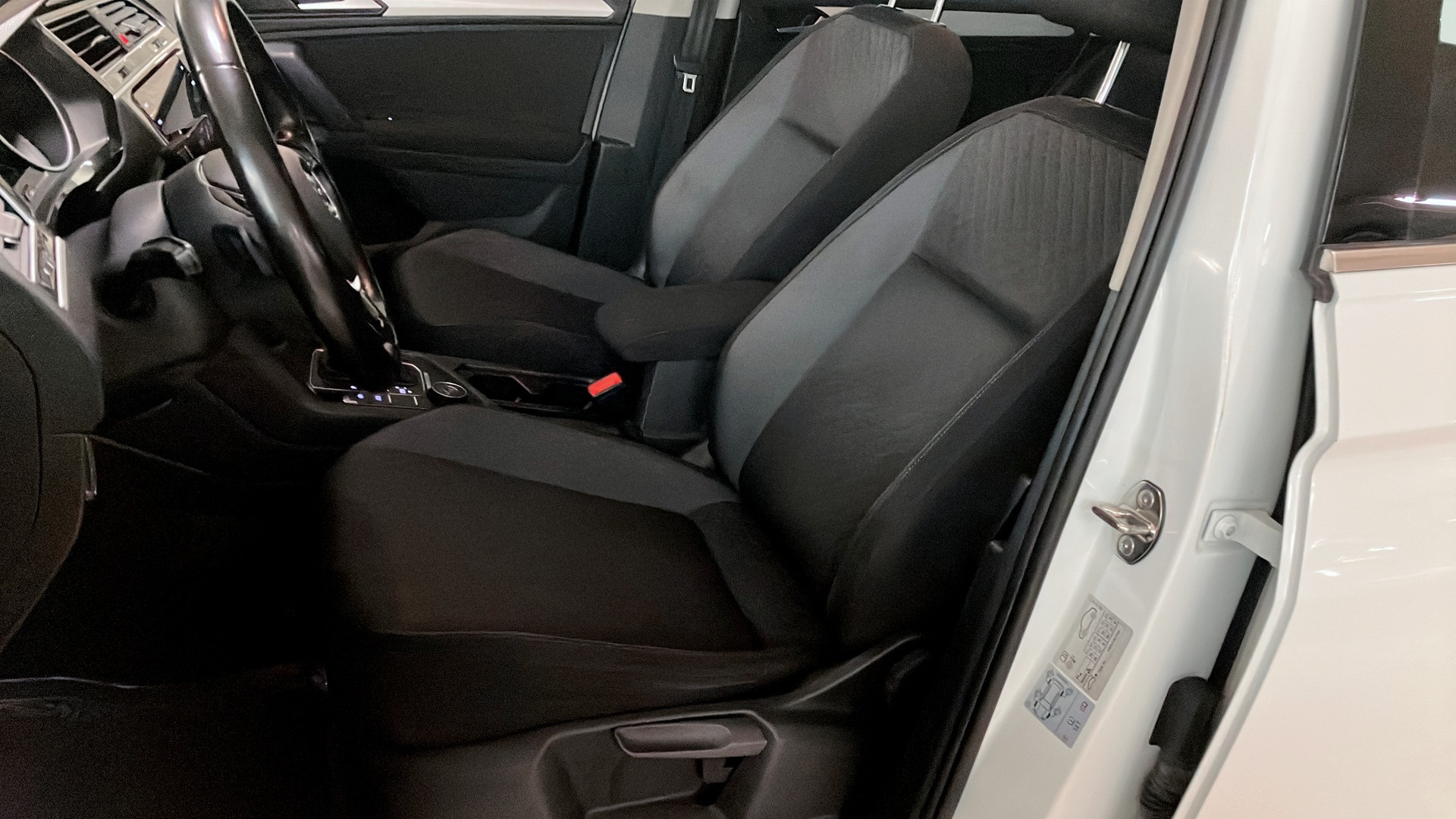 Volkswagen Tiguan FZF86Z